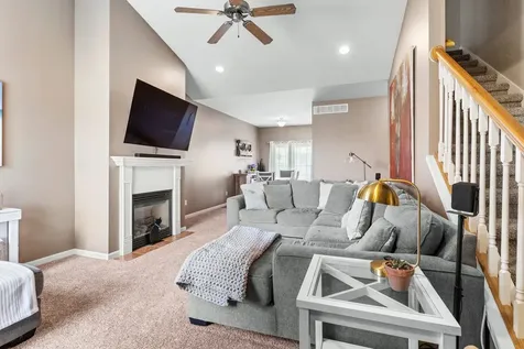 1704 Timber Wolf Lane Mahomet IL 61853