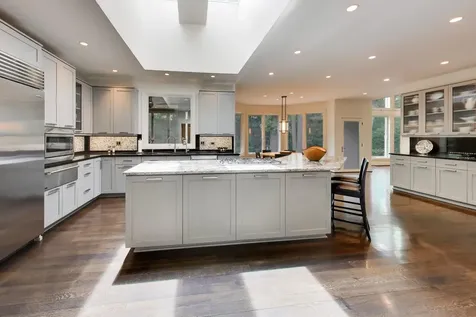 2665 Sunset Trail Riverwoods IL 60015