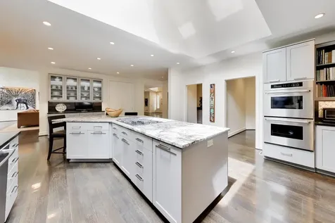 2665 Sunset Trail Riverwoods IL 60015