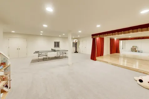 2665 Sunset Trail Riverwoods IL 60015