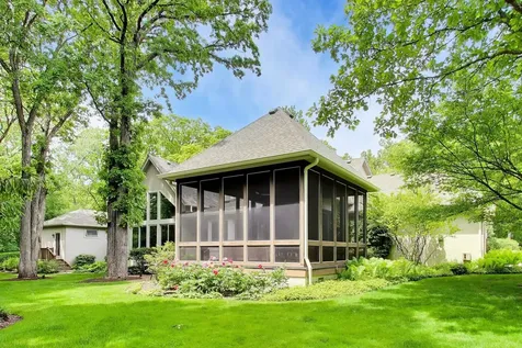 2665 Sunset Trail Riverwoods IL 60015