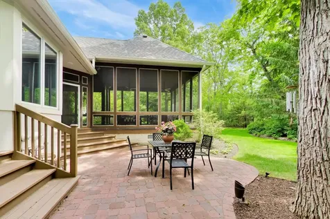 2665 Sunset Trail Riverwoods IL 60015