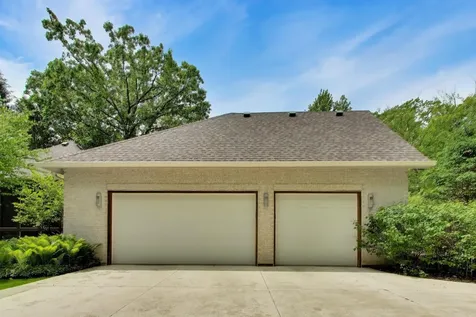 2665 Sunset Trail Riverwoods IL 60015