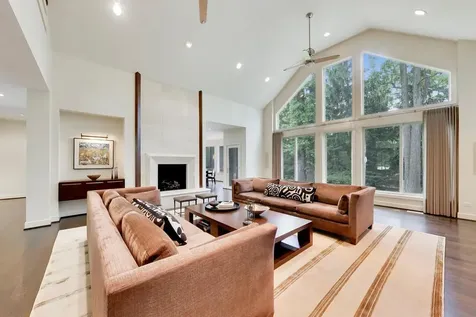 2665 Sunset Trail Riverwoods IL 60015
