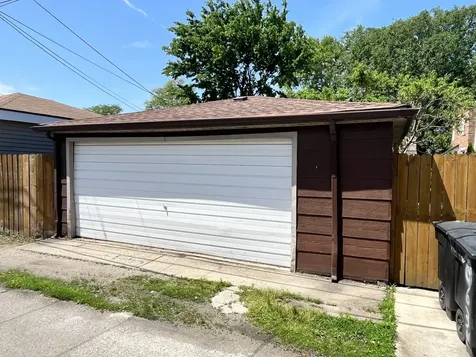 10939 South Avenue F Chicago IL 60617