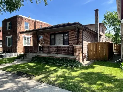 10939 South Avenue F Chicago IL 60617