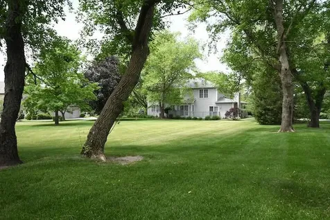 1817 Charnbrook Drive Mchenry IL 60051