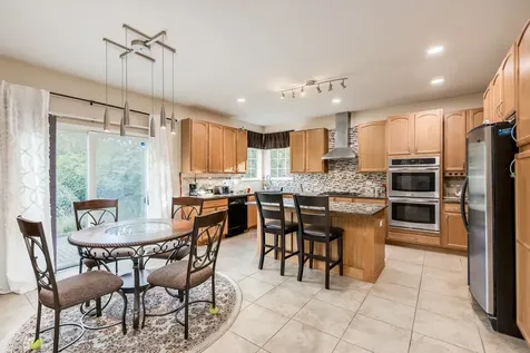 7421 Prescott Lane Gurnee IL 60031