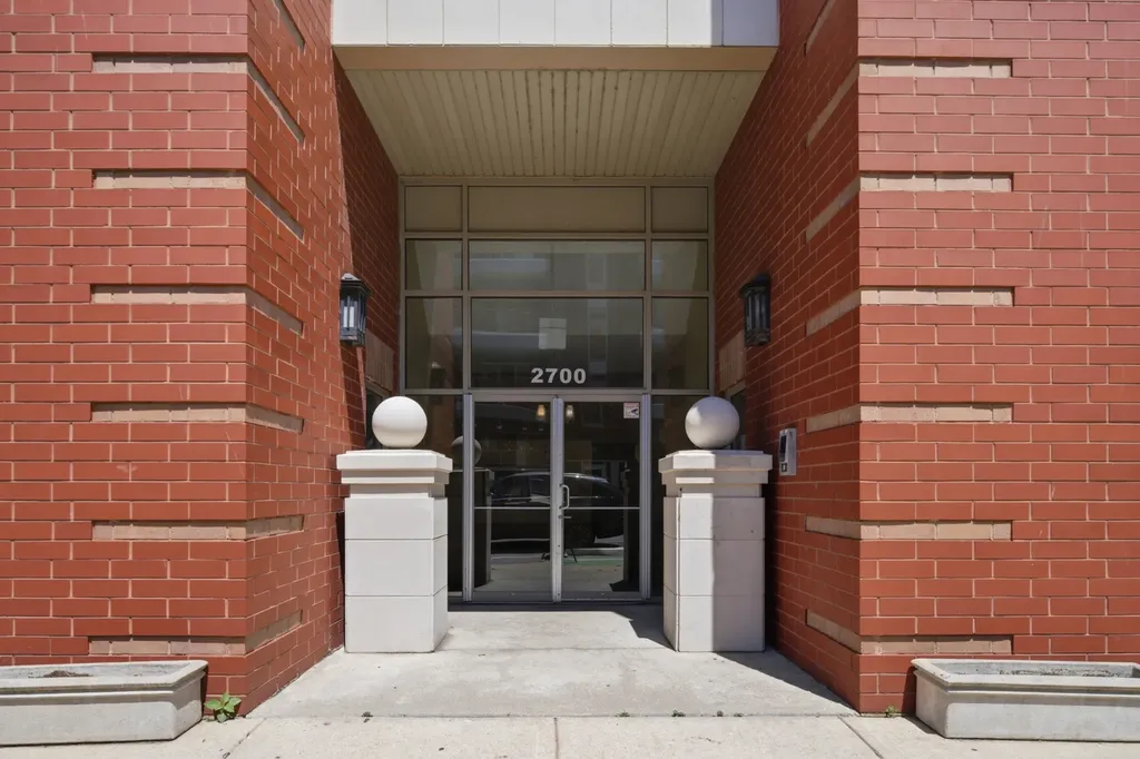 2700 West Belmont Avenue Chicago IL 60618