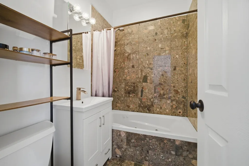 2700 West Belmont Avenue Chicago IL 60618