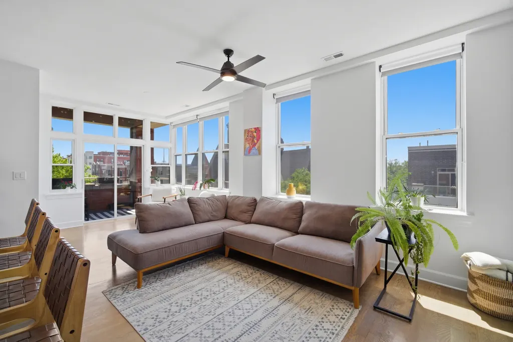 2700 West Belmont Avenue Chicago IL 60618