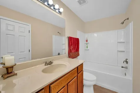 819 Canton Drive Oswego IL 60543