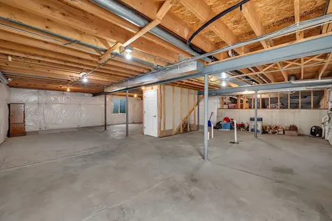 819 Canton Drive Oswego IL 60543