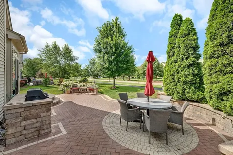 819 Canton Drive Oswego IL 60543