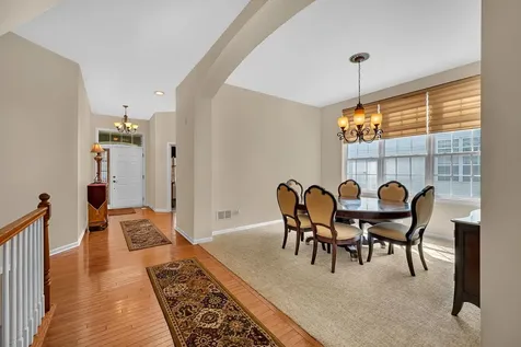 819 Canton Drive Oswego IL 60543