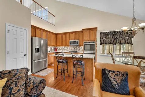 819 Canton Drive Oswego IL 60543