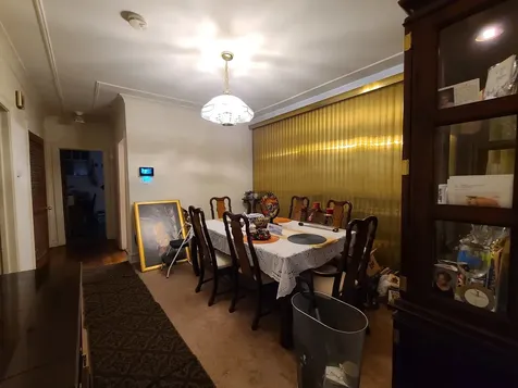 8319 South Crandon Avenue Chicago IL 60617
