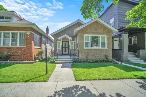 7707 South Ridgeland Avenue Chicago IL 60649