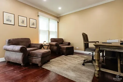 335 Wentworth Lane Bartlett IL 60103