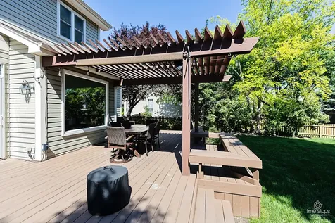 335 Wentworth Lane Bartlett IL 60103