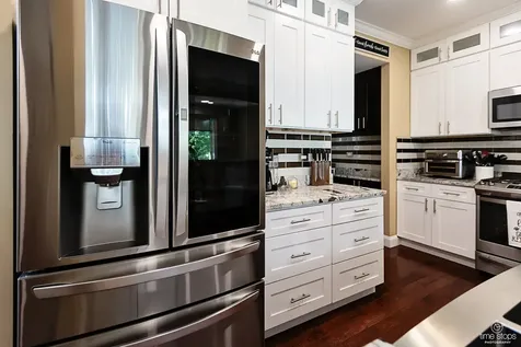 335 Wentworth Lane Bartlett IL 60103