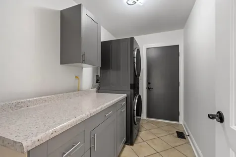 230 Liszka Lane Oswego IL 60543
