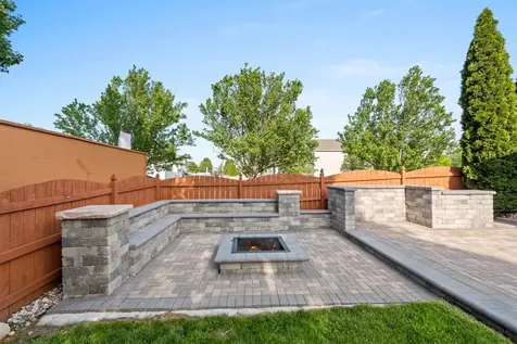 230 Liszka Lane Oswego IL 60543