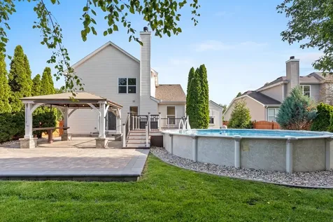 230 Liszka Lane Oswego IL 60543