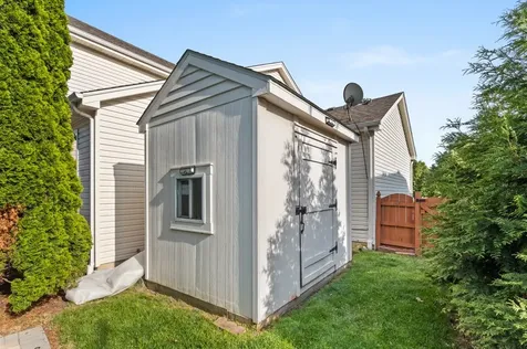 230 Liszka Lane Oswego IL 60543