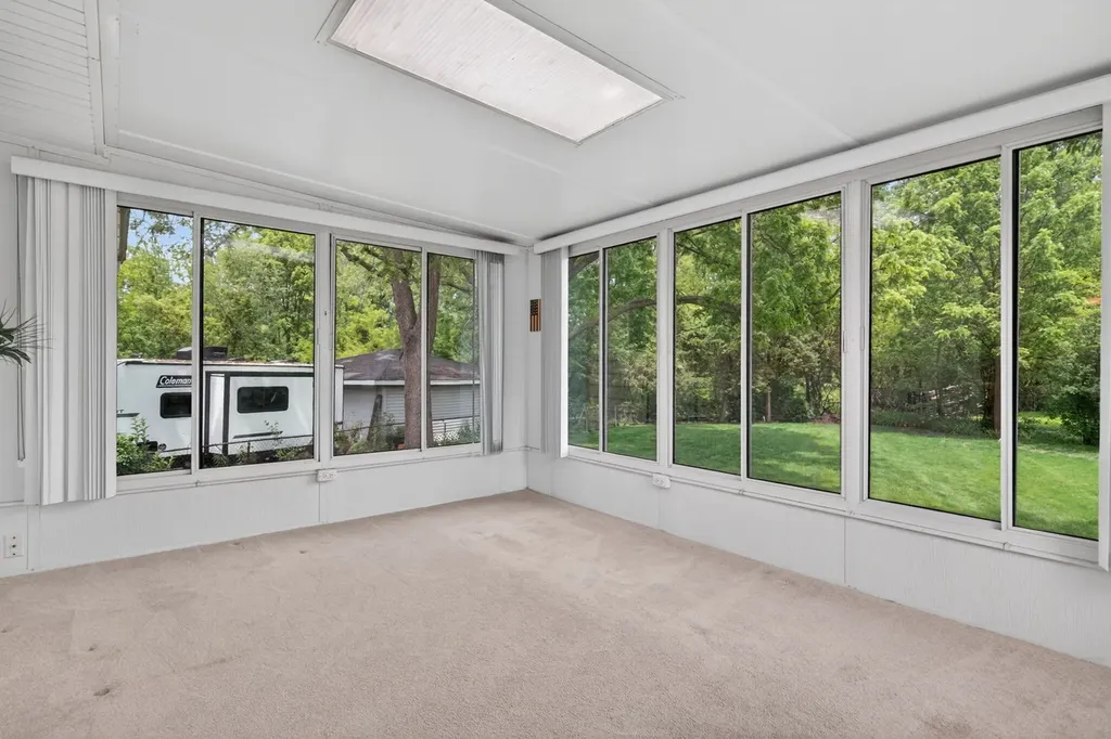 100 Shady Lane Bolingbrook IL 60440