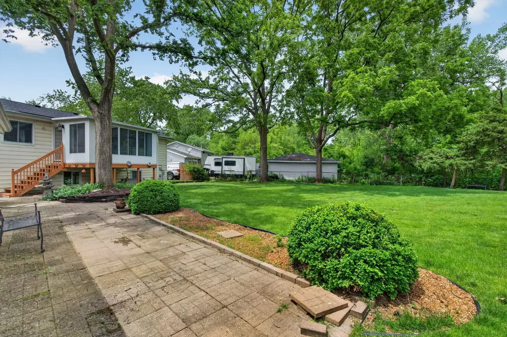 100 Shady Lane Bolingbrook IL 60440