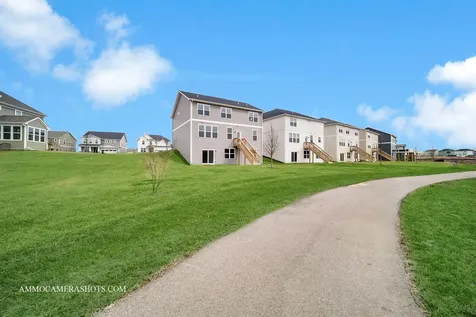1398 Kessler Drive Mundelein IL 60060