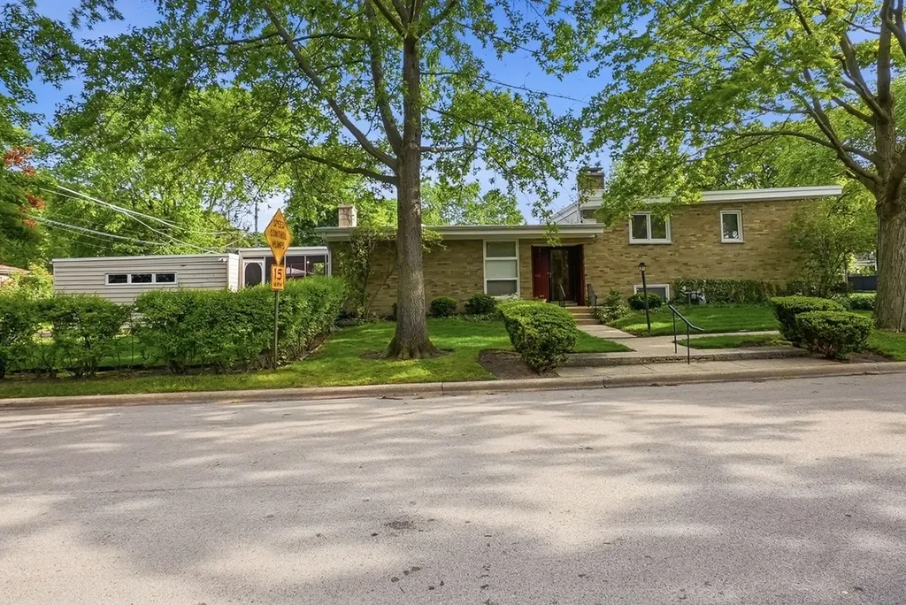 600 Florence Avenue Evanston IL 60202