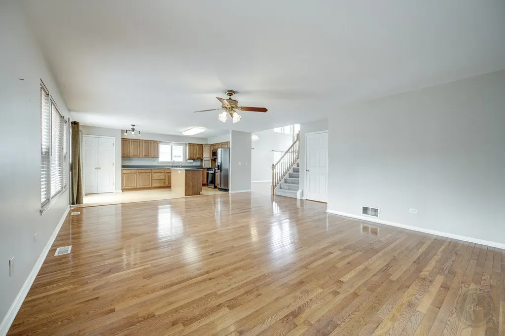 2631 Flagstone Circle Naperville IL 60564