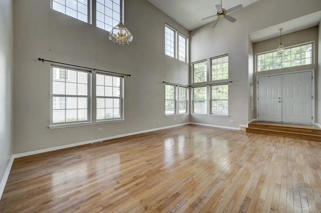 2631 Flagstone Circle Naperville IL 60564