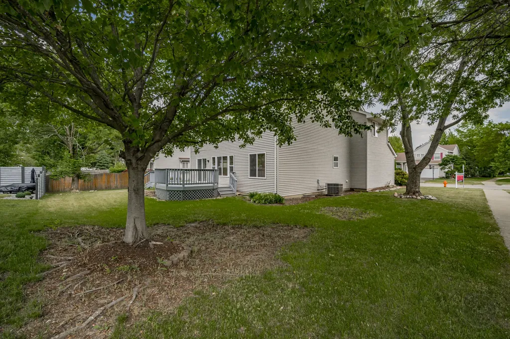 2631 Flagstone Circle Naperville IL 60564