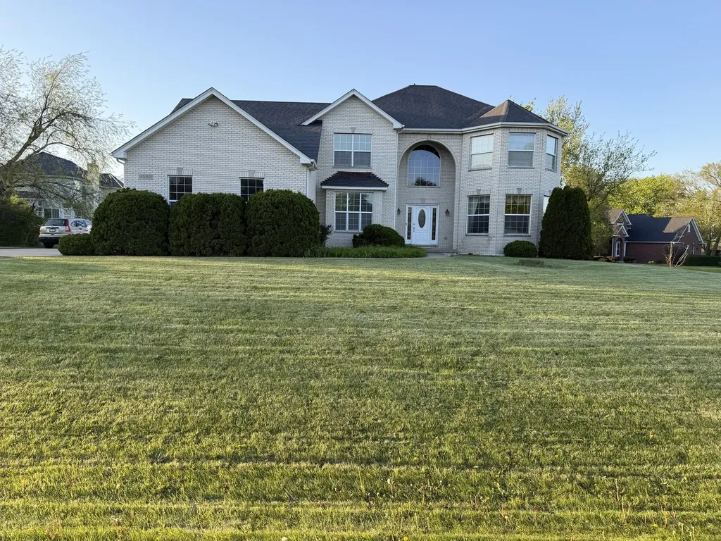 15n805 Pheasant Field Lane Hampshire IL 60140