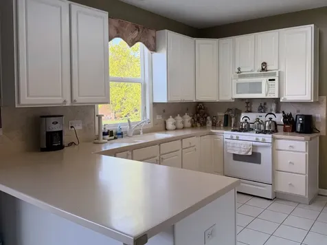 15n805 Pheasant Field Lane Hampshire IL 60140