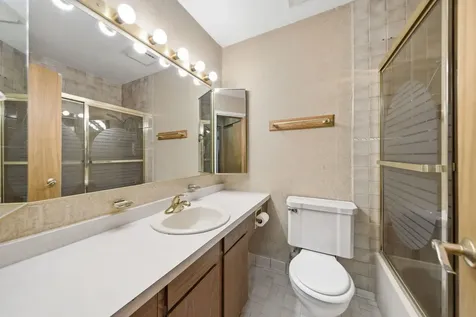 5517 East Lake Drive Lisle IL 60532
