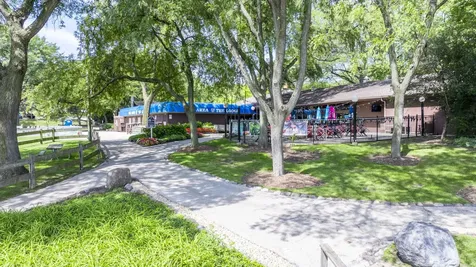 5517 East Lake Drive Lisle IL 60532