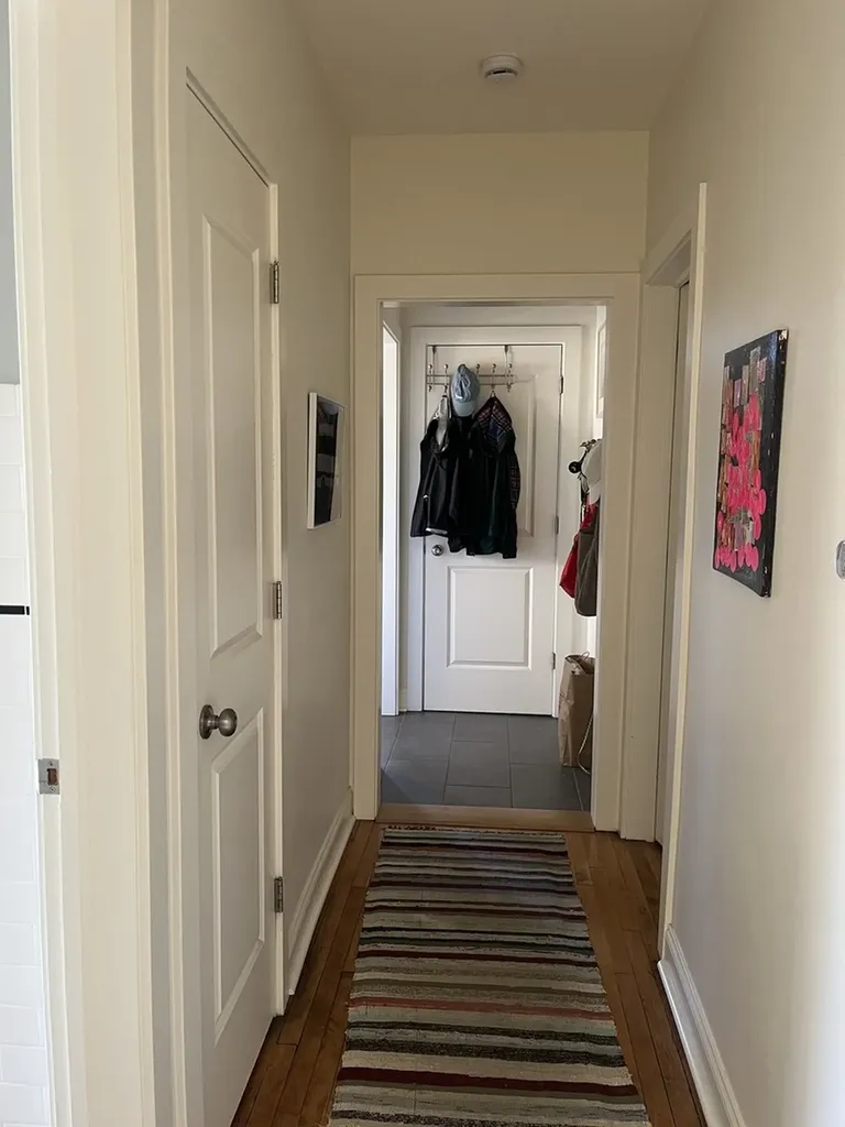 2833 West Walnut Street Chicago IL 60612