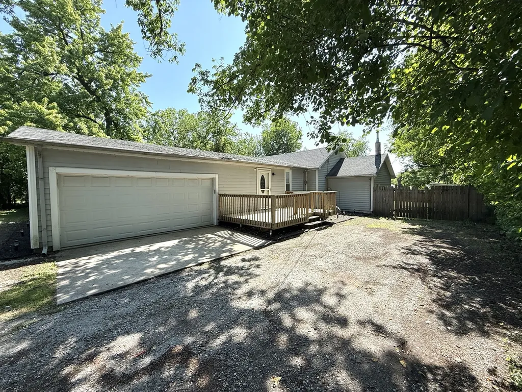 8400 South 84th Court Hickory Hills IL 60457
