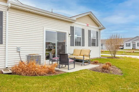 1770 Southern Circle Pingree Grove IL 60140