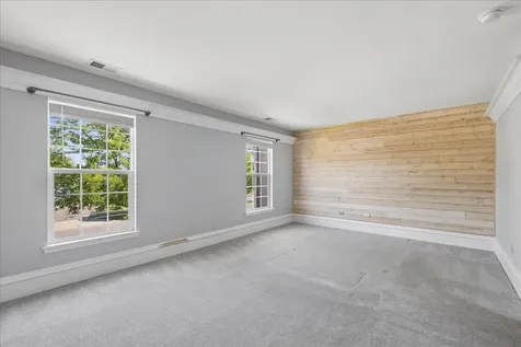 5223 Glenbrook Trail Mchenry IL 60050