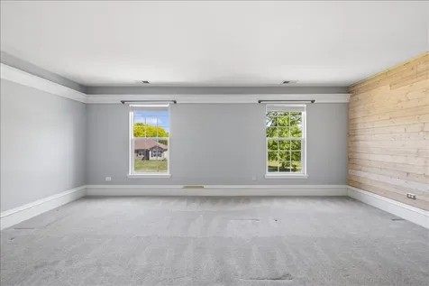 5223 Glenbrook Trail Mchenry IL 60050