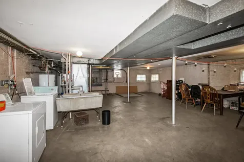 6252 West Irving Park Road Chicago IL 60634