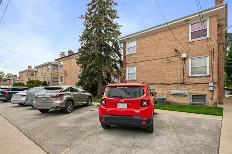 6252 West Irving Park Road Chicago IL 60634