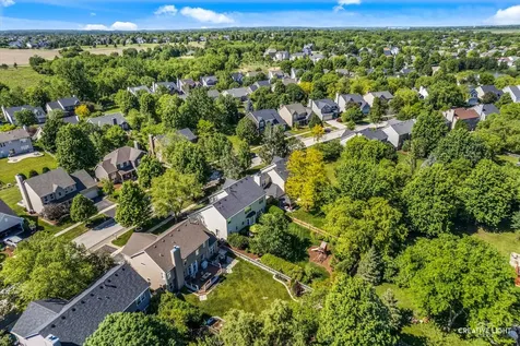 39W431 West Mallory Drive Geneva IL 60134