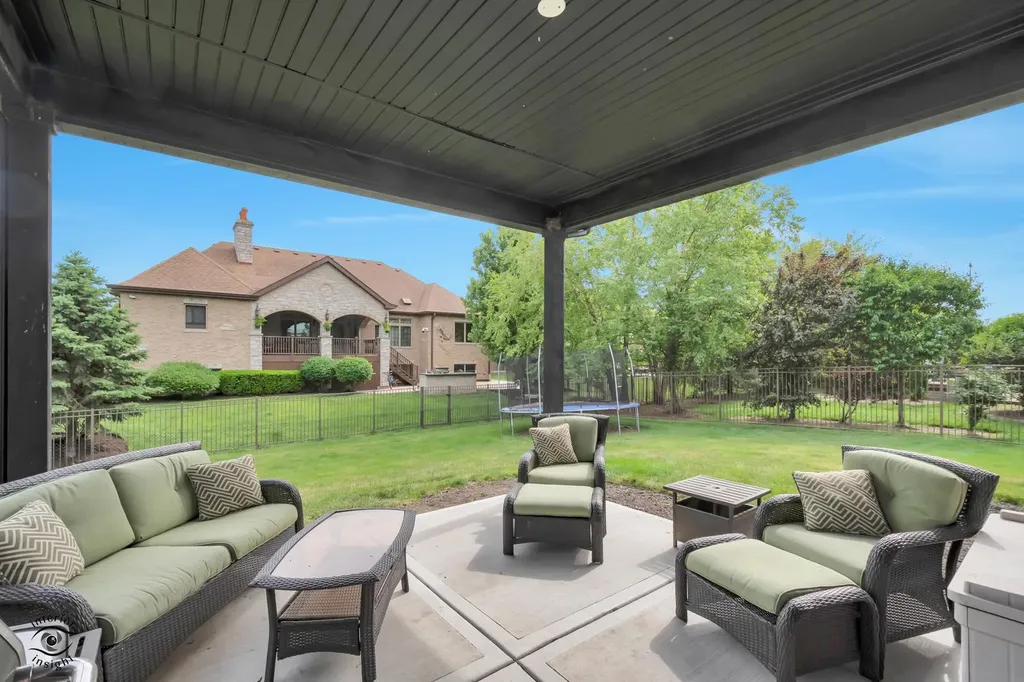 1973 Edgeview Drive New Lenox IL 60451