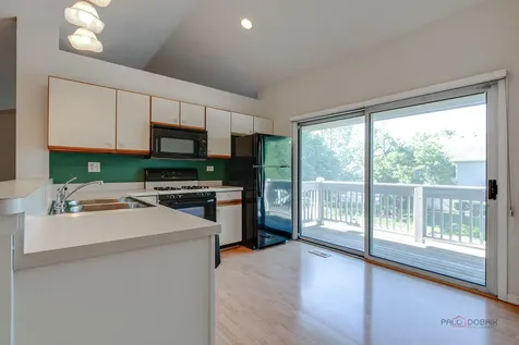 1209 Bradwell Lane Mundelein IL 60060